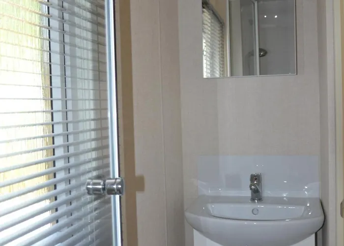 Parc Valrose Кемпинг Ла-Лонд-ле-Мор